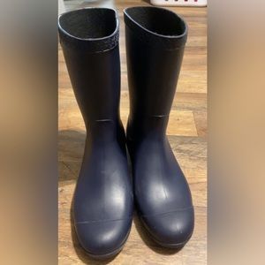 Women’s Ugg rain boots